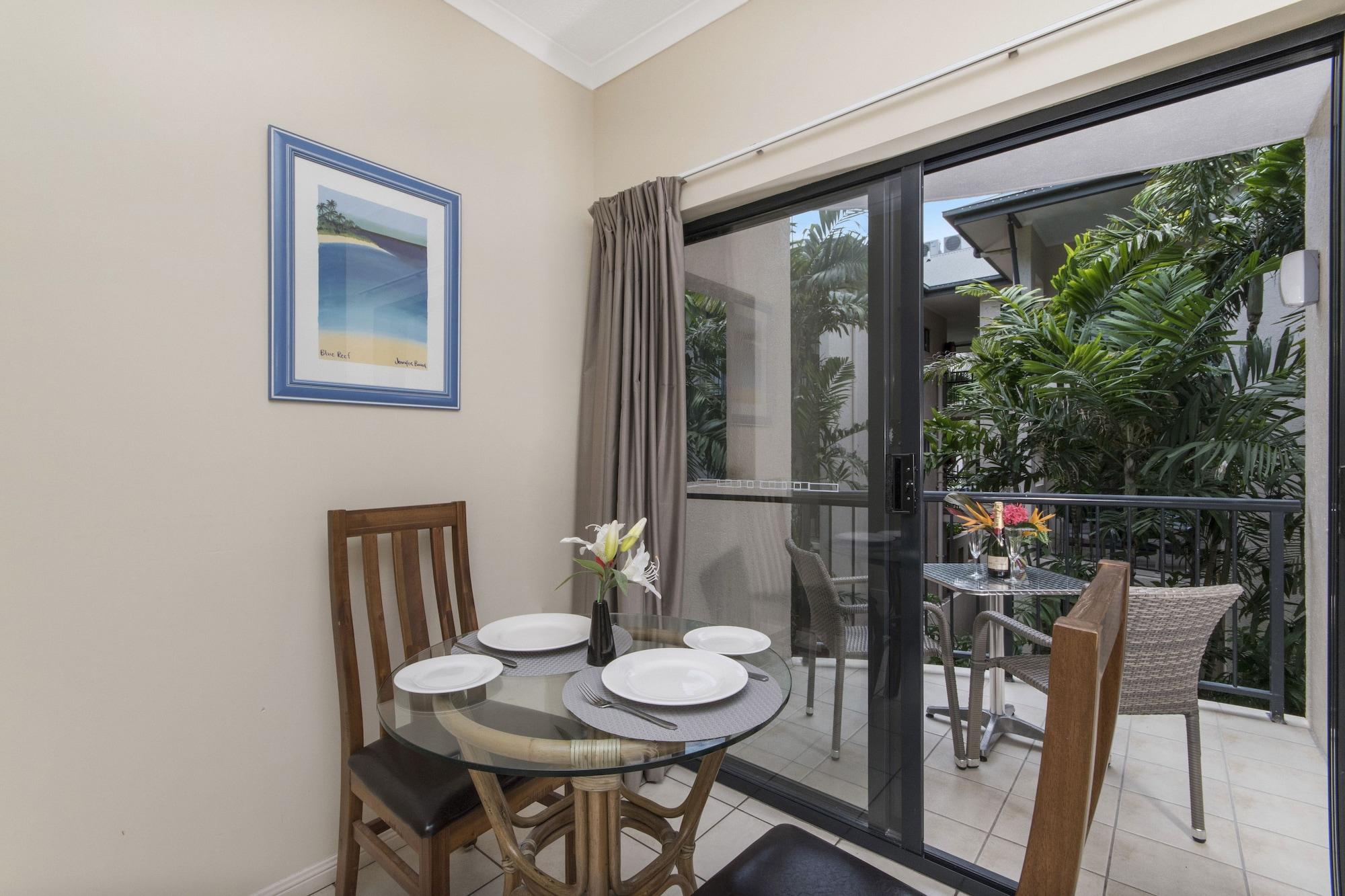 Bay Villas Resort Port Douglas Exterior foto